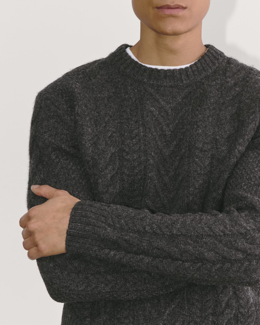 The Felted Merino Cable-Knit Crew | Charcoal – Everlane