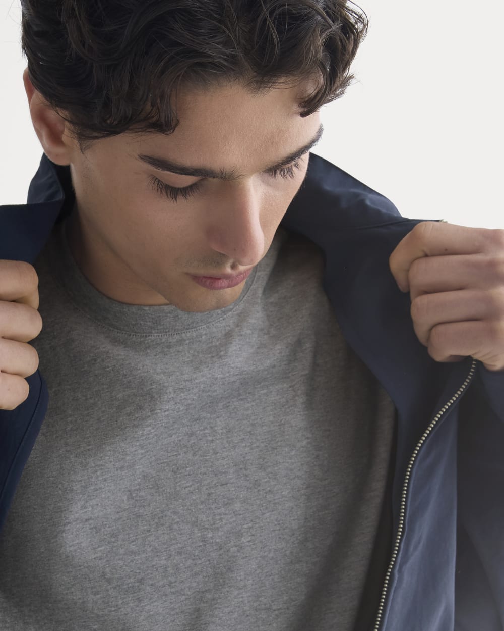 mens-archive-standard-fit-cotton-crew-vintage-heather-grey