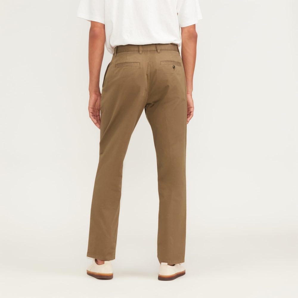 The Pleated Air Chino Toasted Coconut – Everlane