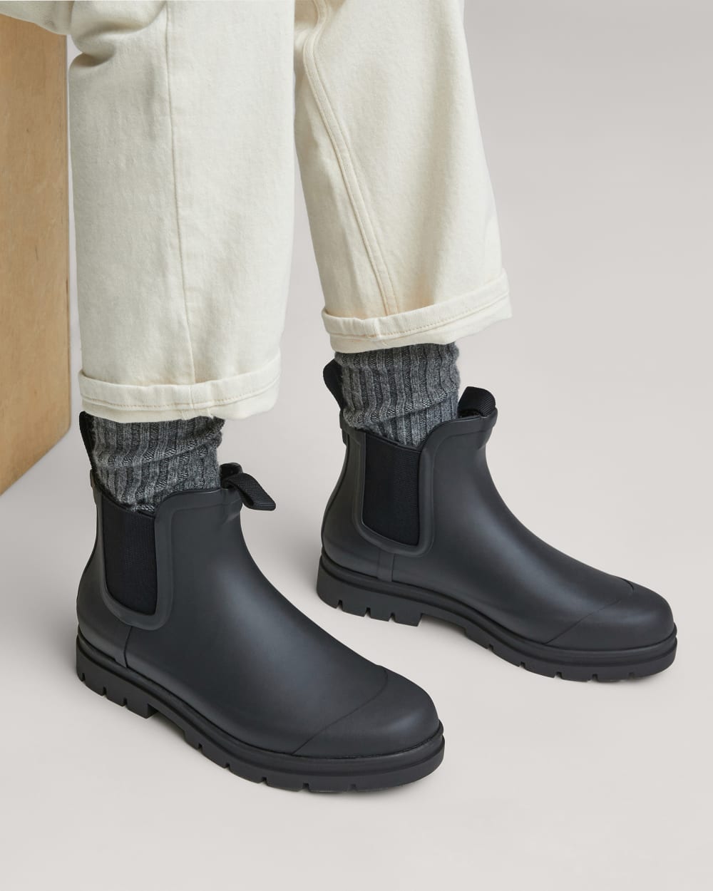 womens-rain-boot-black