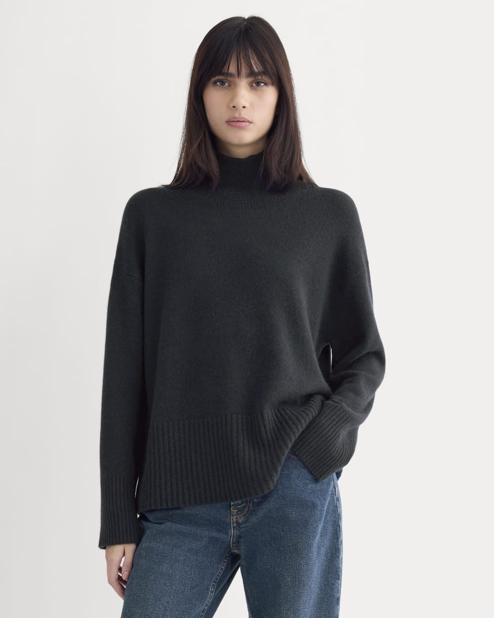 The Boxy Turtleneck in Cashmere