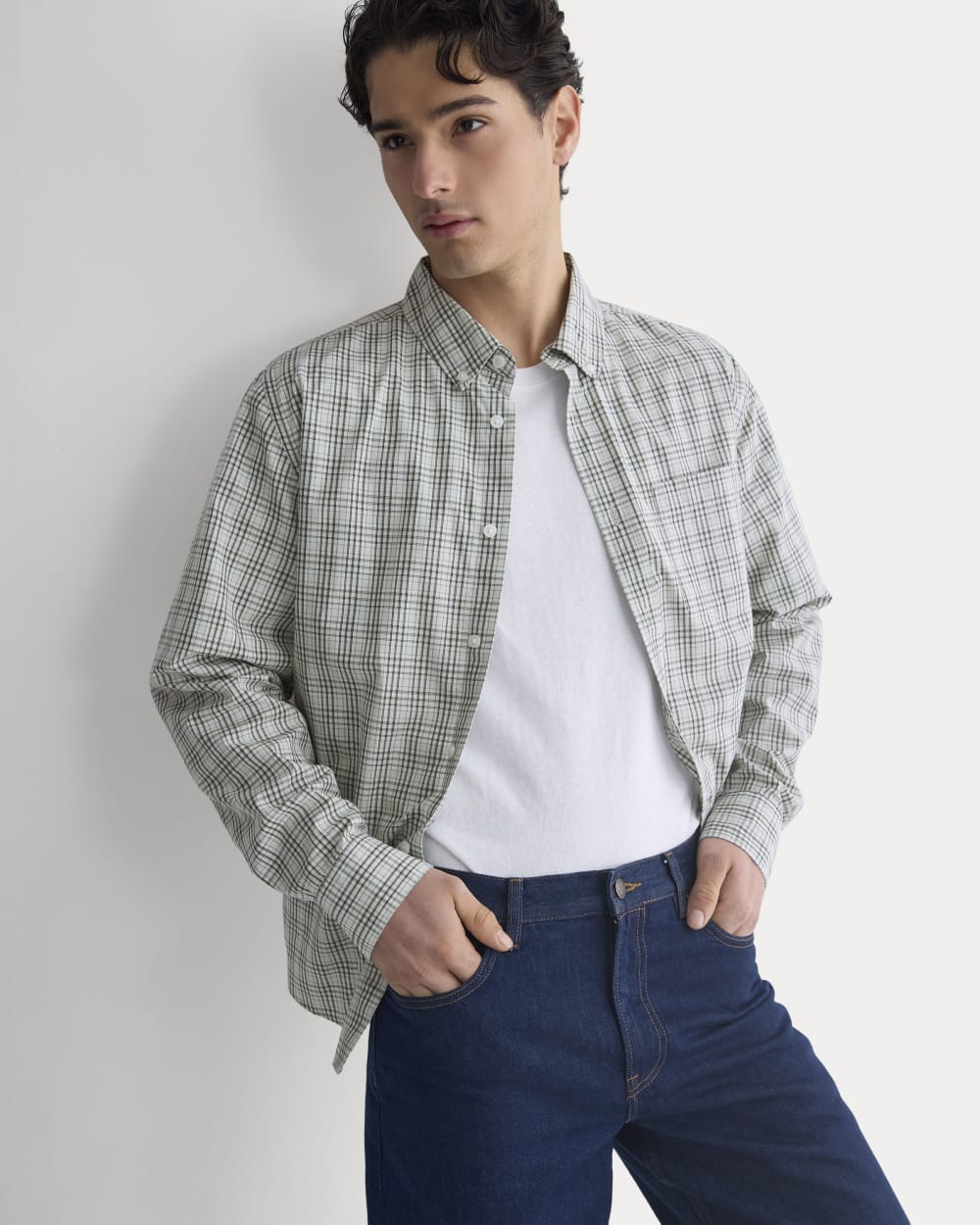 mens-washed-poplin-shirt-skywriting-blue-multi | primary