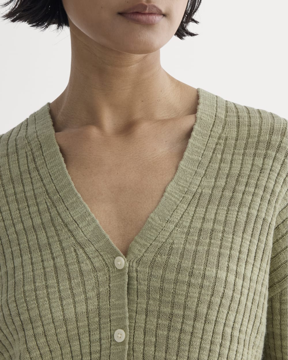 The Ribbed Cardigan in Cotton Linen | White