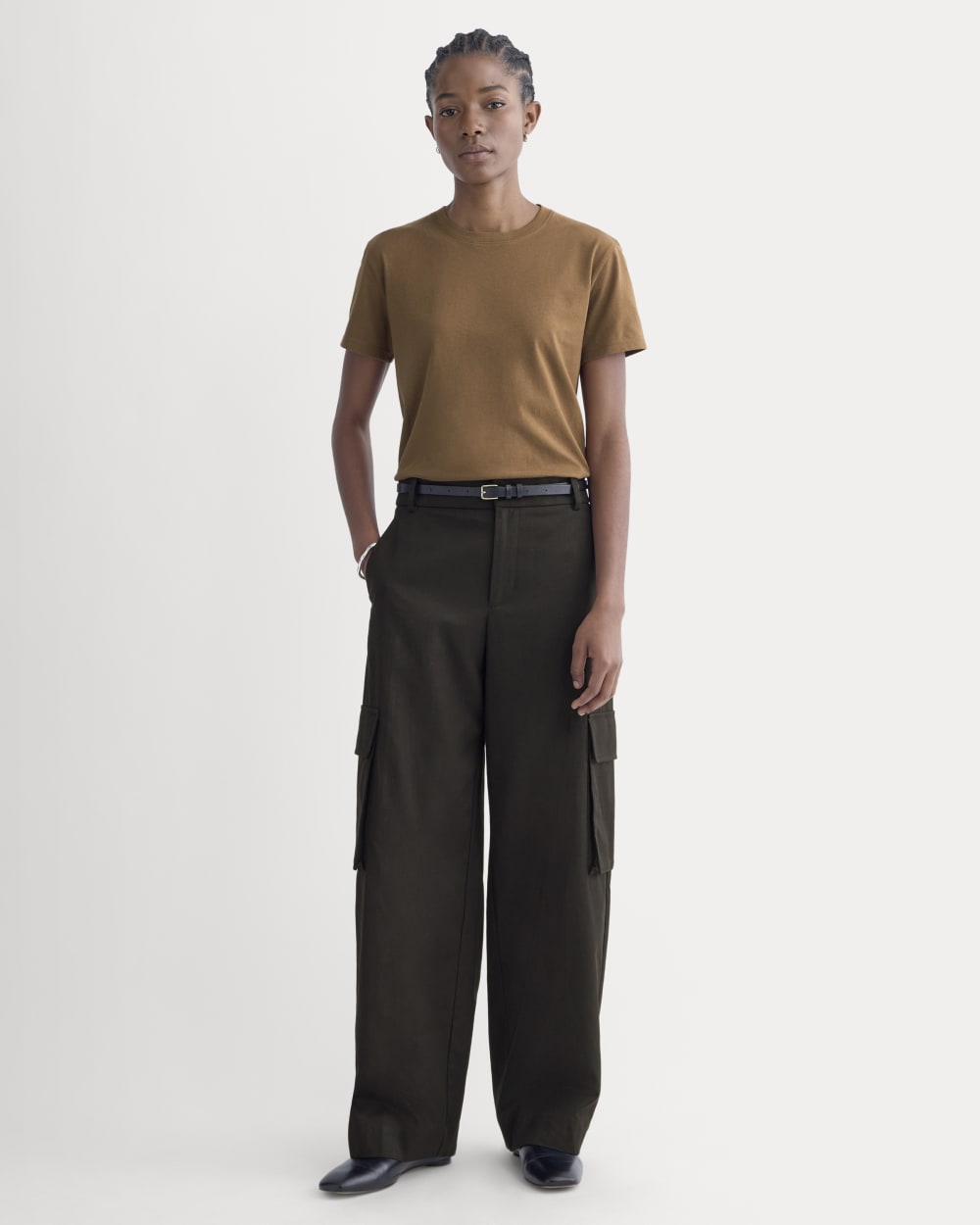 The Box-Cut Tee in Essential Cotton | Bone / Black | No Pocket