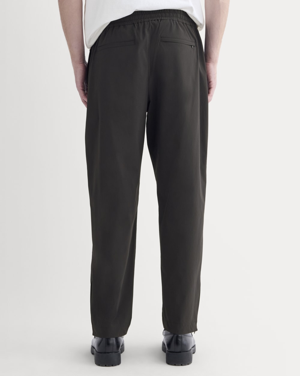 Transit Recycled Nylon Jogger | Black – Everlane