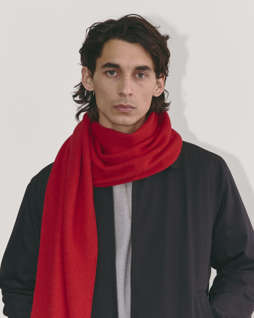 The Cabin Scarf | Classic Red – Everlane