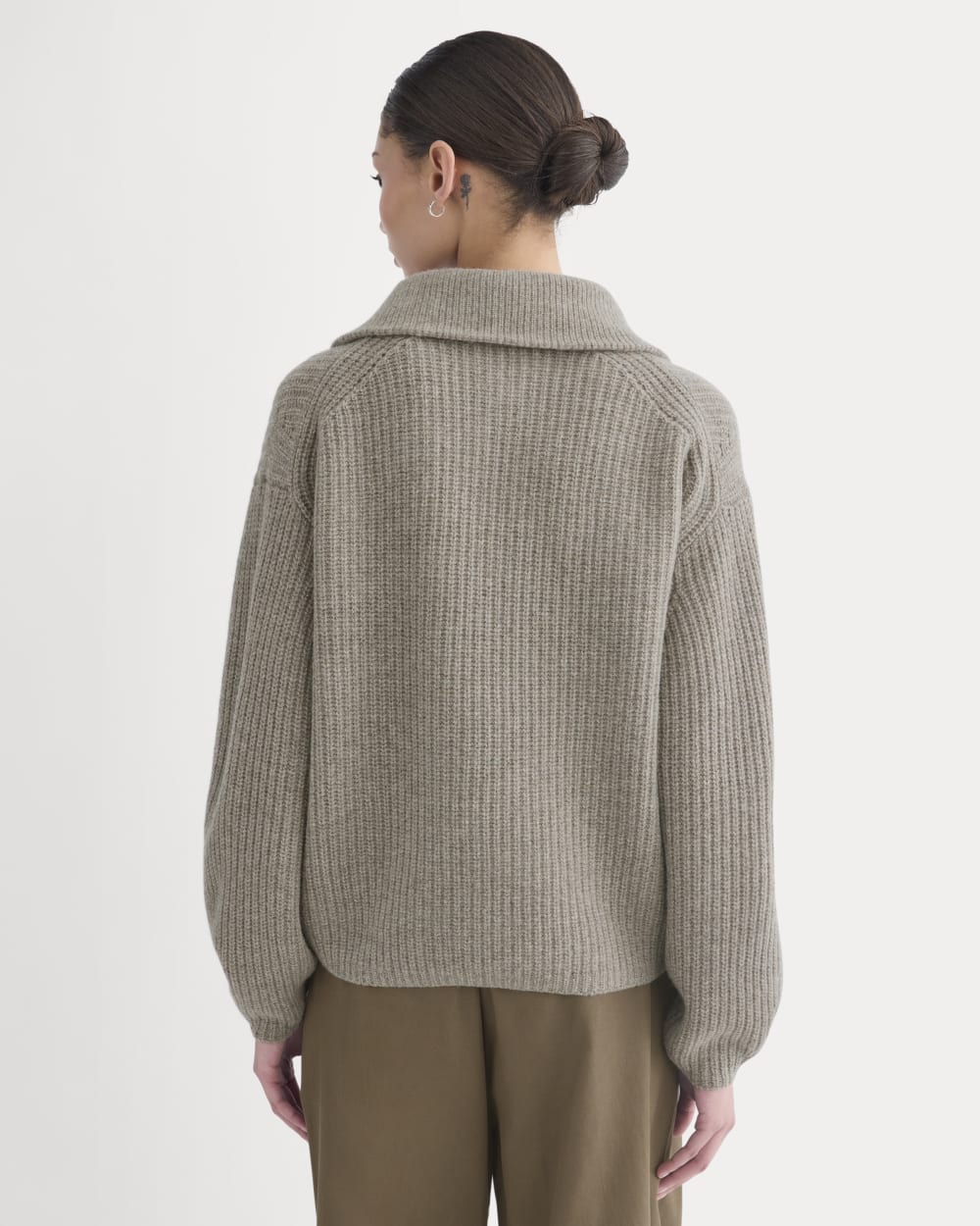 The Half-Zip Sweater in Luxe Merino | Heather Soft Taupe – Everlane