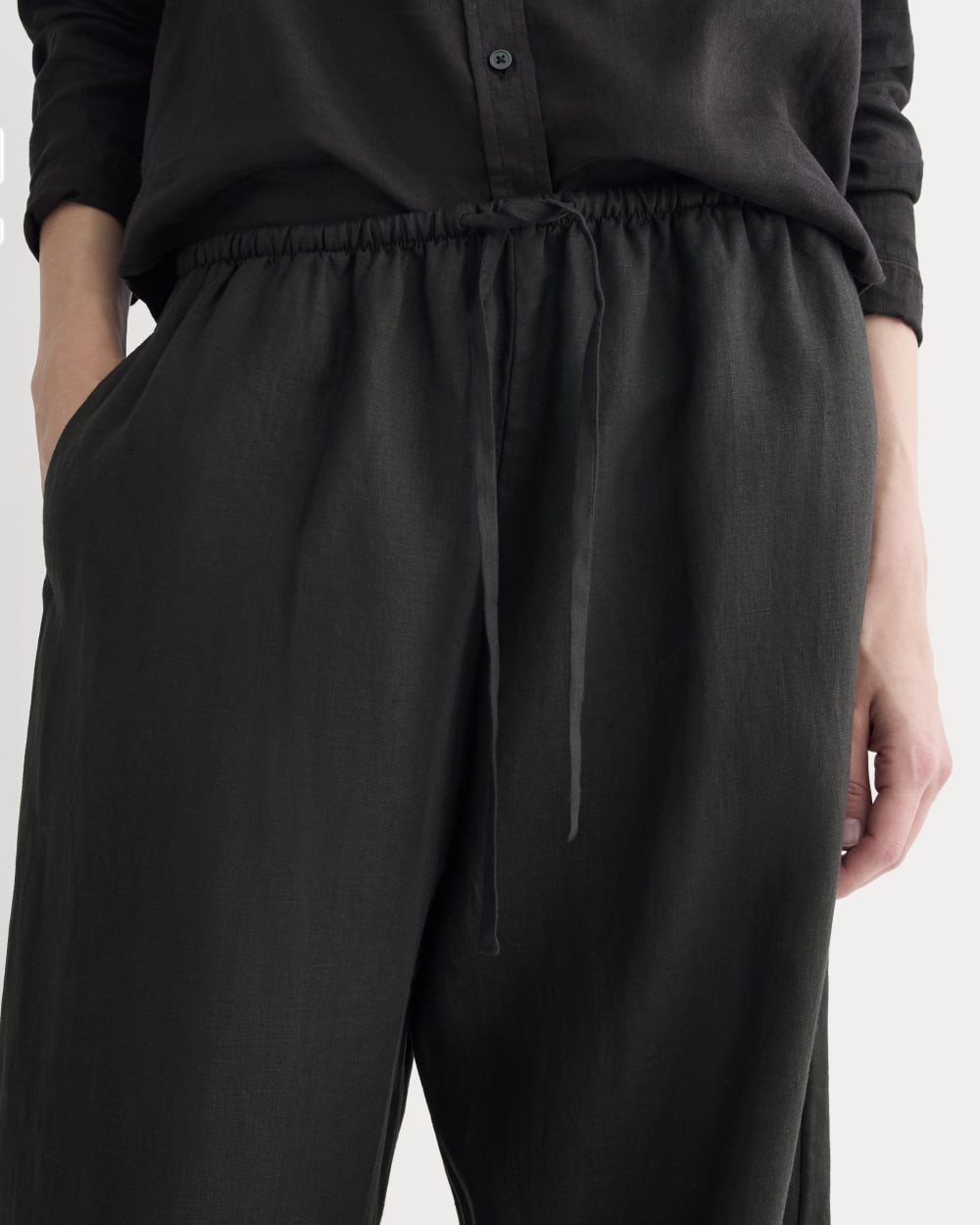 The Drawstring Pant in Linen | Natural Chambray