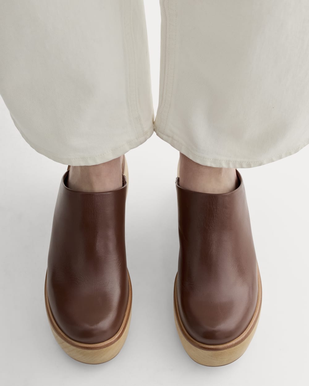 womens-wooden-puffa-clog-rum