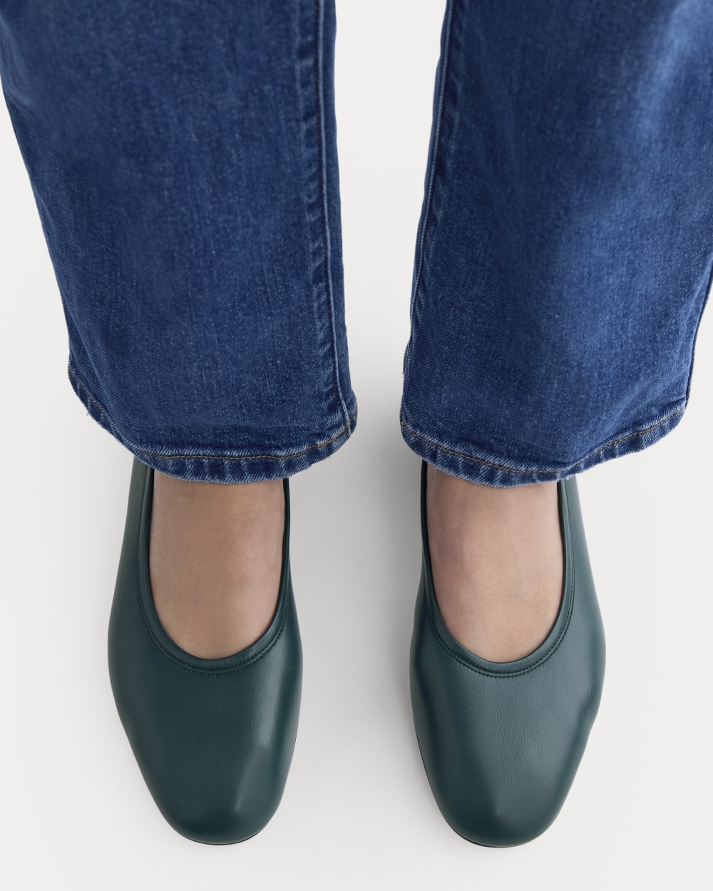 womens-italian-leather-flat-juniper