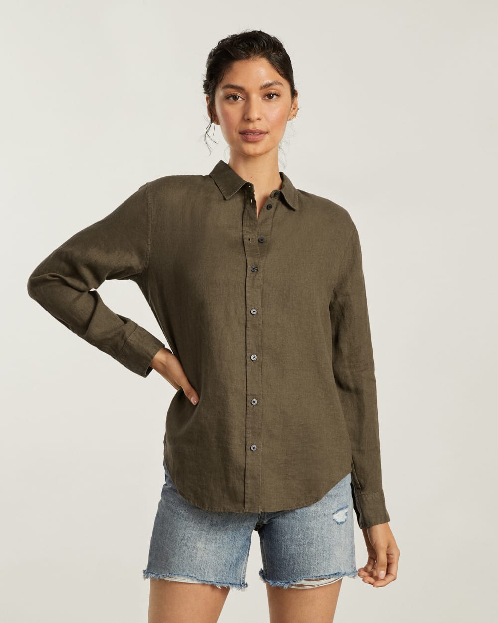womens-relaxed-linen-shirt-beech